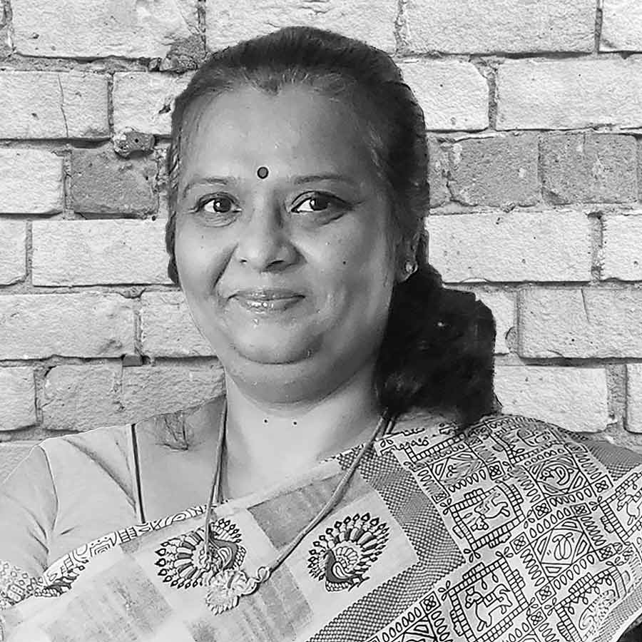 chitra-head-of-client-services